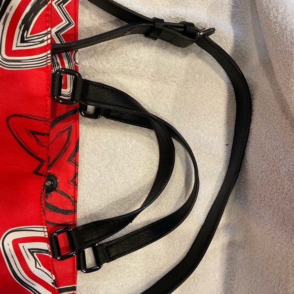 Tote Bag, Large BCBGeneration Tote - Picture 8 of 11